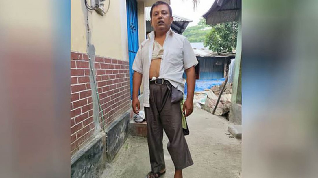 পদত্যাগ করানো প্রধান শিক্ষককে মারধর করে বিদ্যালয় থেকে বের করে দেওয়া হলো